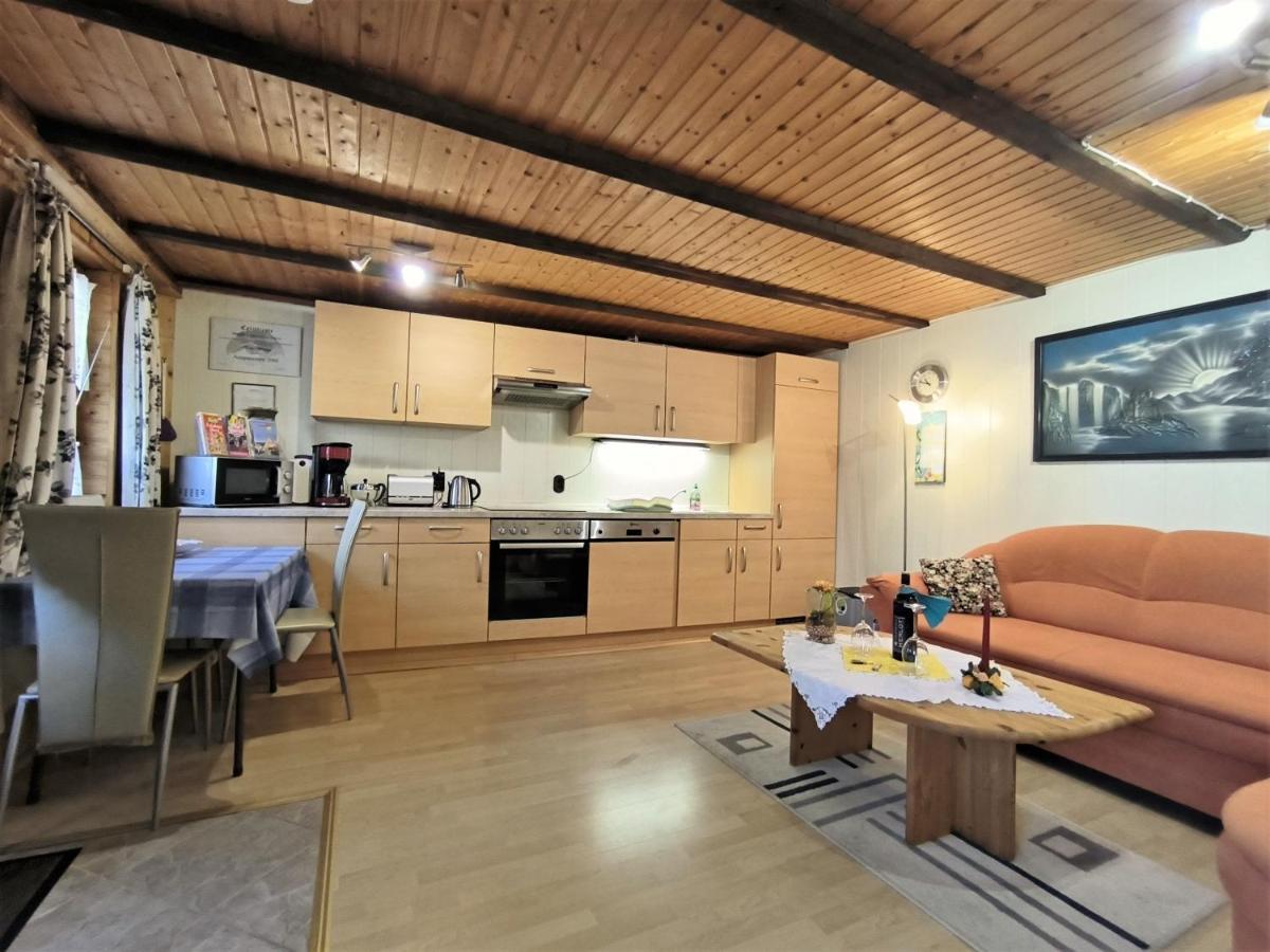 Ferienwohnung Mohnkopf - Unterkunft Fuer 2 Bis 3 Personen Mit Terrasse Jerrishoe Esterno foto